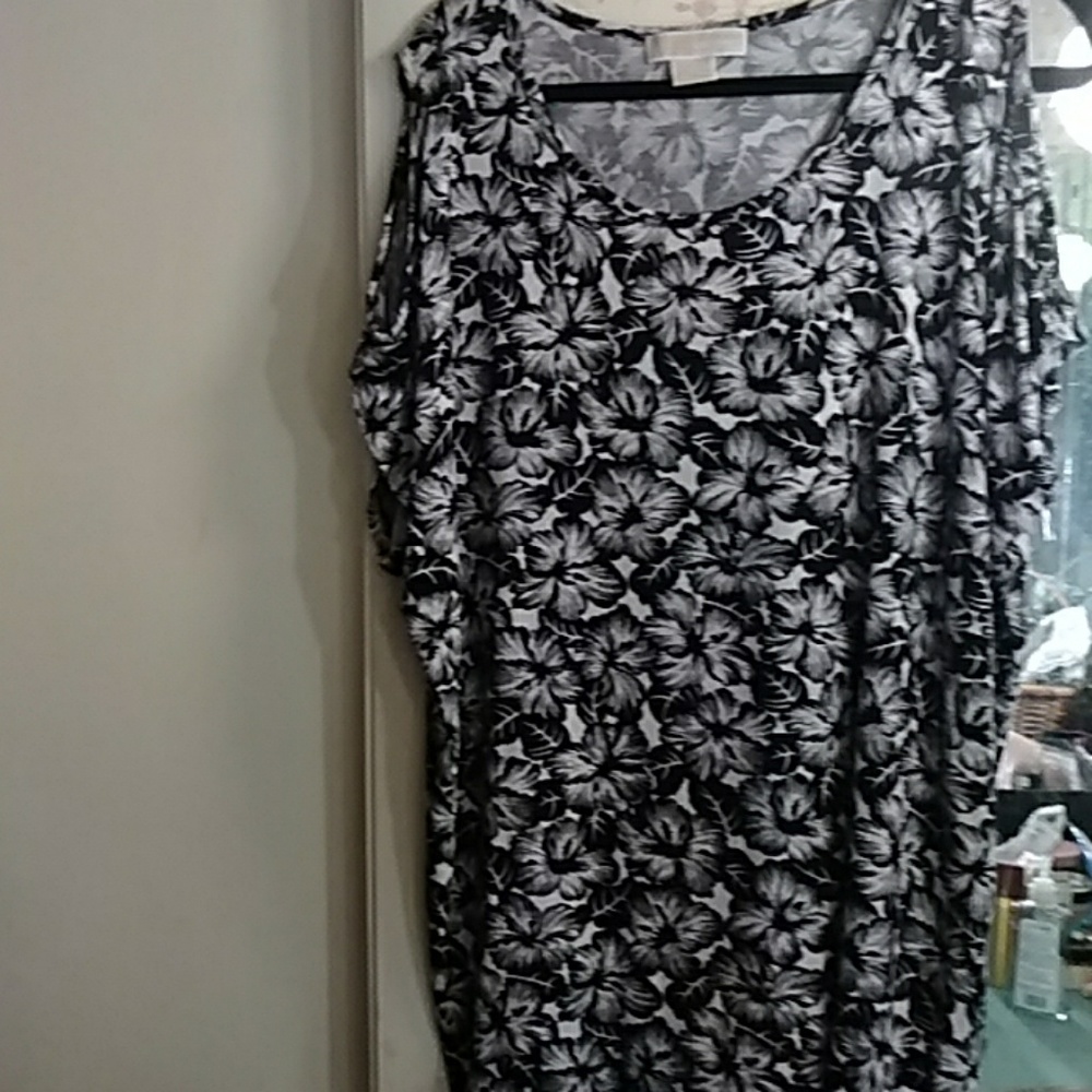 Michael Kors cold shoulder top